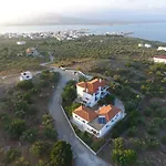 Guest house The Captain