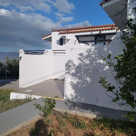 Guest house The Captain