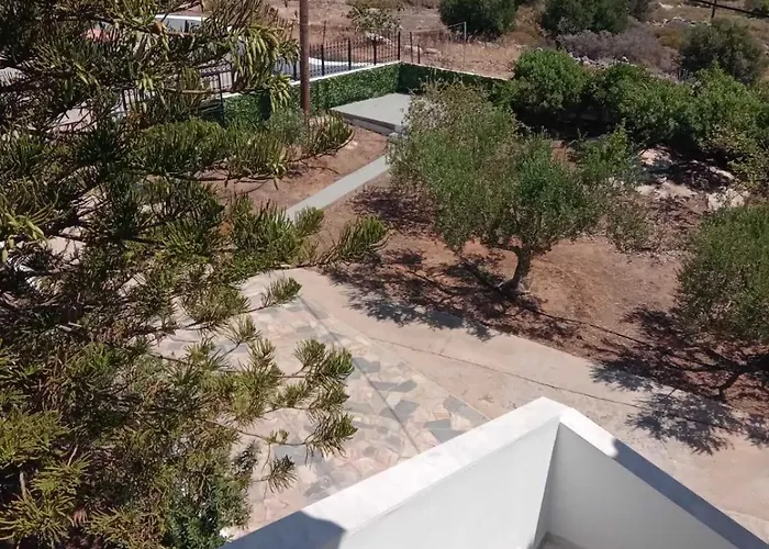 The Captain 3* אלפוניסוס