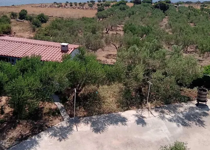 The Captain 3* Elafonissos