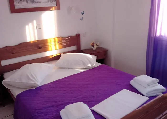 בית הארחה The Captain 3*