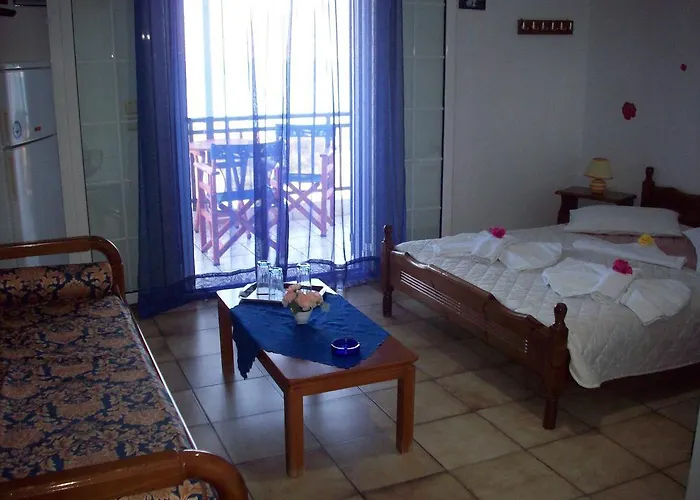 The Captain בית הארחה