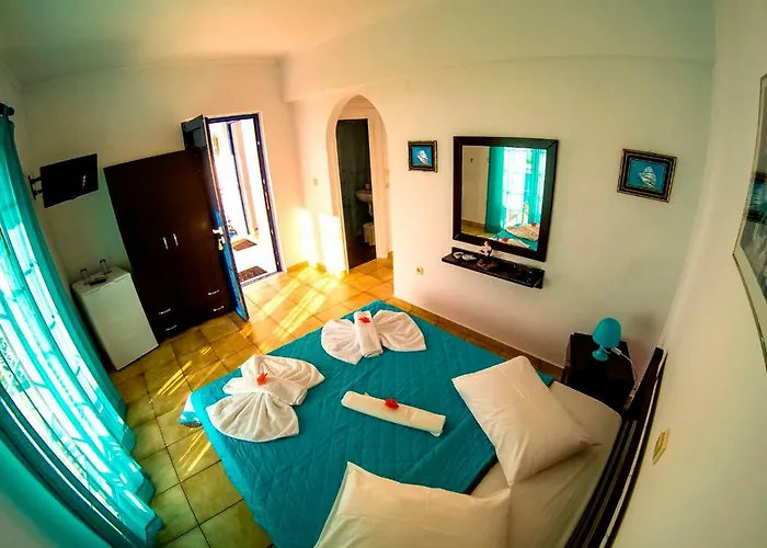 The Captain Elafonissos